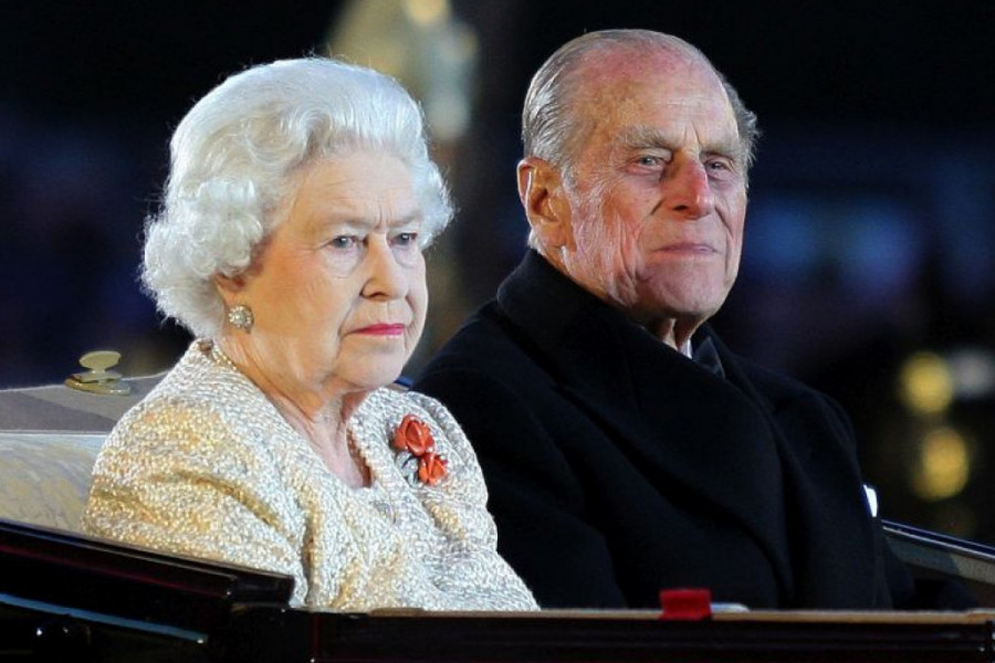 Veliki udarac za kraljevsku porodicu: Kraljica Elizabeta i princ Filip moraće da naprave ovaj korak