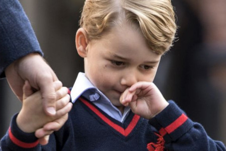 Kraljevski portret za novu deceniju otkriva da je princ Džordž mali buntovnik (foto)