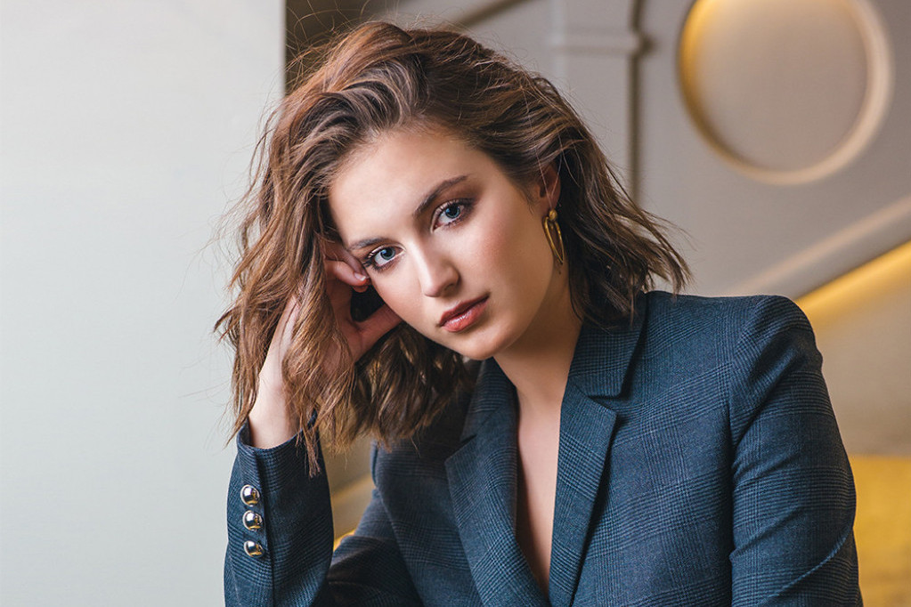 Zgodni Crnogorac sa dve diplome: Ćerka Branislava Lečića konačno pokazala dečka, ljubav se rodila na snimanju serije FOTO