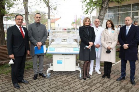 UNICEF isporučio inkubator Institutu za zdravstvenu zaštitu dece i omladine Vojvodine