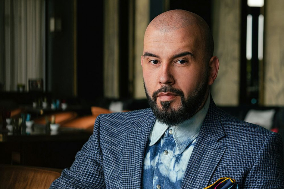 Njega hejteri često komentarišu, a kada mu vidite majku OSTAĆETE BEZ TEKSTA: Ona je rodila Dejana Milićevića FOTO