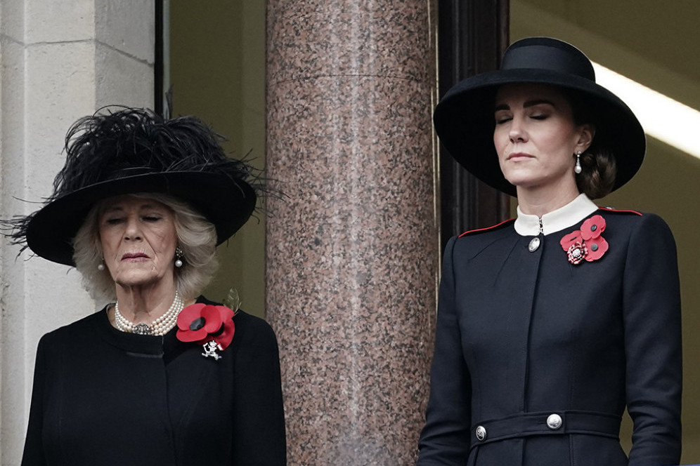 Tužna slika iz Londona: Kraljica Elizabeta propustila važan događaj, premijer smiruje zabrinutu javnost