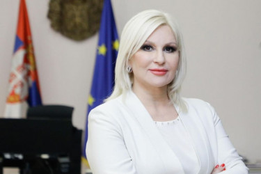 Zaslužile smo malo da skitamo: Ministarka Mihajlović pokazala kako provodi slobodno vreme (foto)