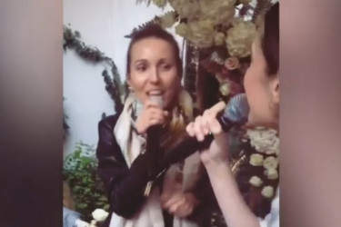 Dok u znoju bilo koju noćas negde maziš: Jelena Đoković na svadbi uzela mikrofon i zapevala Cecin veliki hit (video)