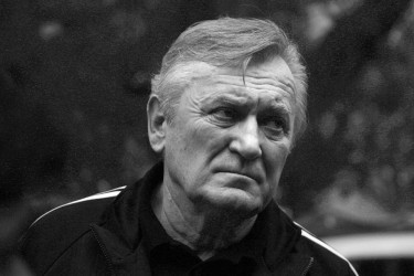 Svet sporta zavijen u crno: Preminio legendarni jugoslovenski fudbaler
