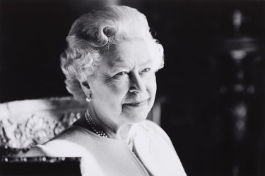Elegantno, jednostavno, bez titula: Ovako izgleda grob kraljice Elizabete (foto)