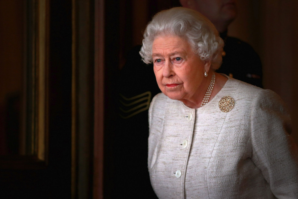 Osmeh je retko pokazivala, ali kao da je znala da joj se bliži kraj: Poslednji portret kraljice Elizabete rasplakao svet
