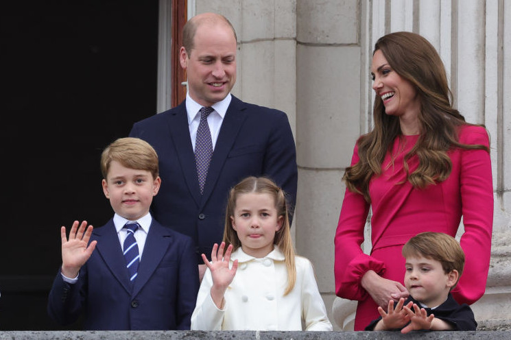 Stiže BEBA! Prelepe vesti sa britanskog dvora, Džordž, Šarlot i Luis dobijaju društvo FOTO