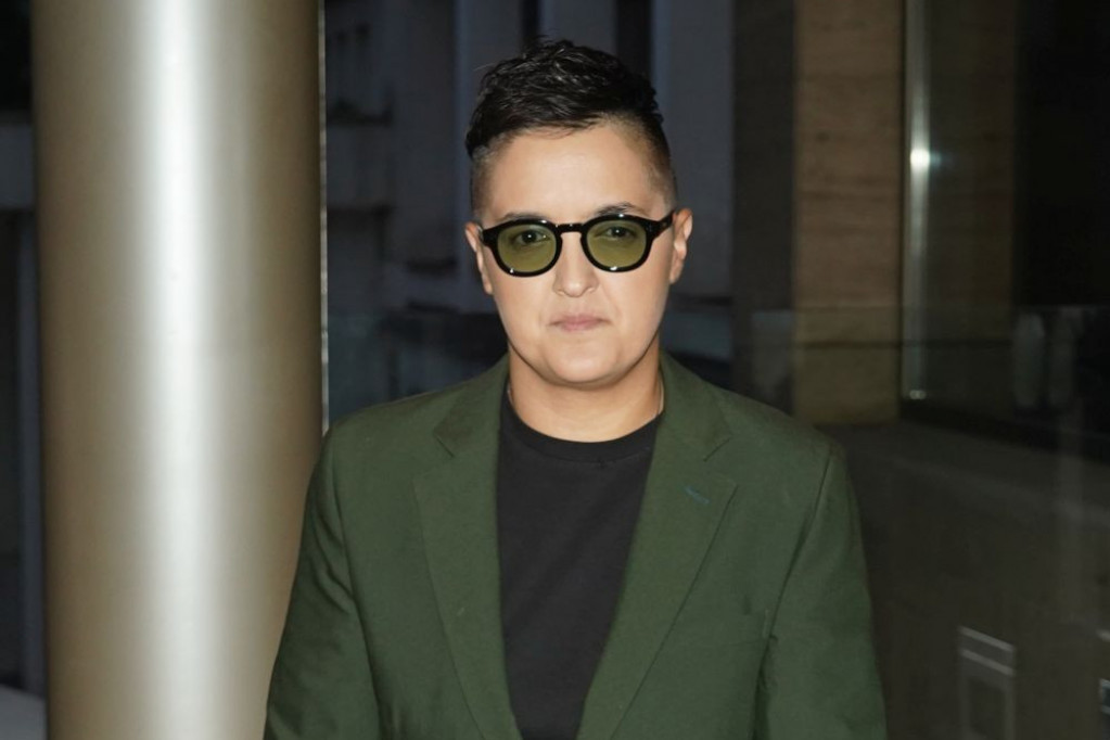 Pevačica gađala devojku iz publike mikrofonom iz sve snage, Marija Šerifović je podržala: Čibe kod mame i tate...