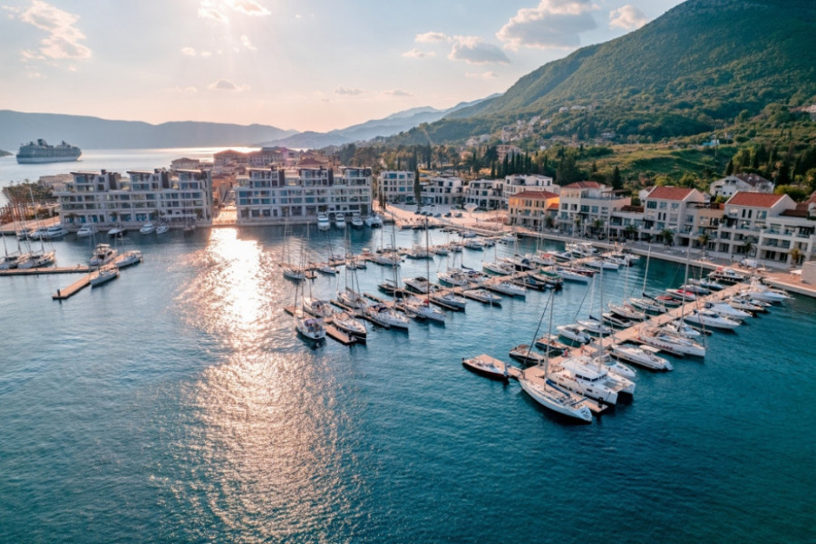 Uzbudljivo leto u rizortu u Boki Kotorskoj: Dolazak velikih modnih brendova i brojni koncerti regionalnih i svetskih zvezda