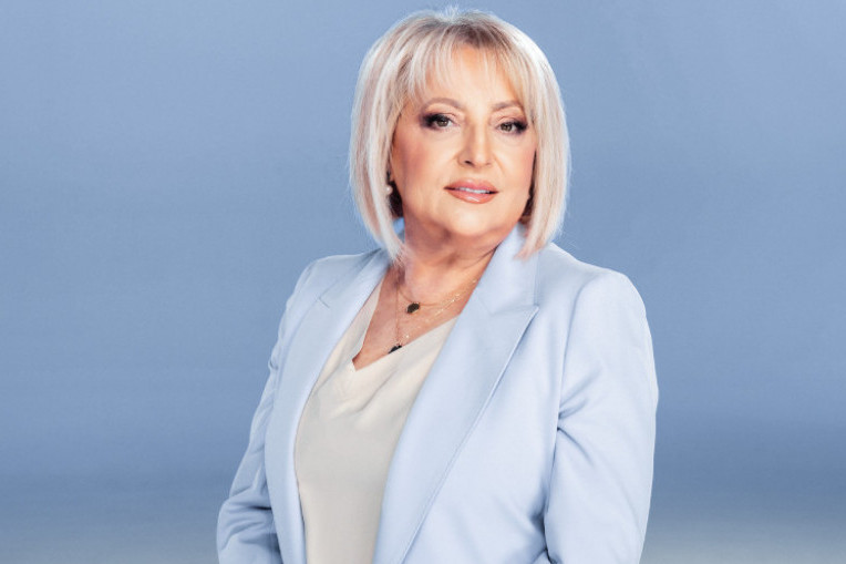 Filip i Nina najveća su joj radost: Ovo su unuci Slavice Đukić Dejanović koji žive u Portugalu FOTO