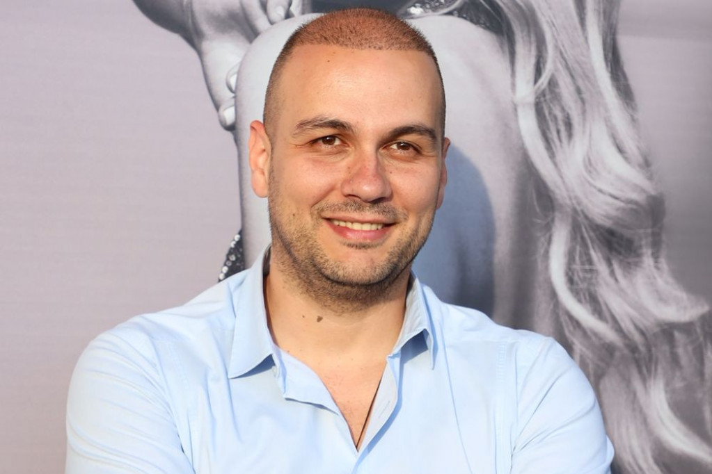 Neko sa 20, a Bojan Marović u 40. oduševio vestima, neka je sa srećom!