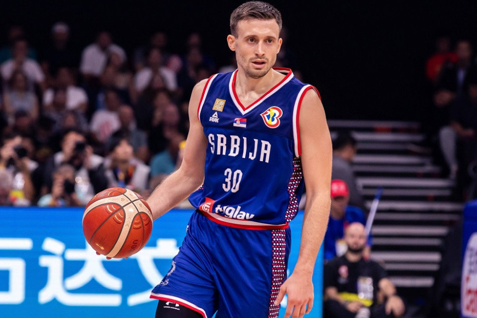 Evo šta radi Aleksa Avramović nakon povratka u Beograd: Pojavila se fotografija iz kraja gde živi, tu je i glumac