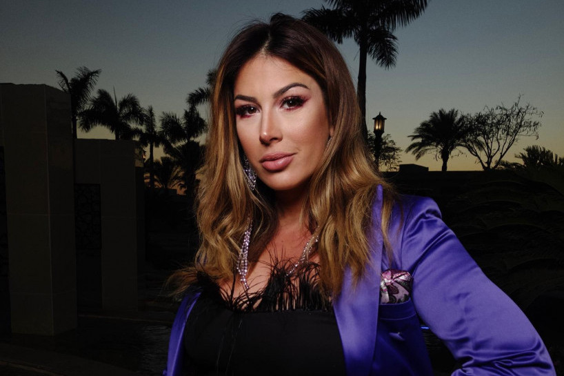 Kući Ene Popov divi se ceo Novi Sad: Ćerke Rija i Mila su prave srećnice, čim otvore oči uskaču u bazen