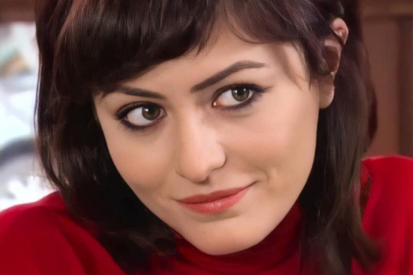 Obožavali ste je kao Ferhunde i Šah sultaniju: Ovako danas izgleda turska glumica Deniz Čakir