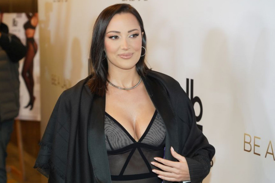 Višak od 23 kg je prošlost, dijeta Aleksandre Prijović topi salo posle porođaja za samo nekoliko dana