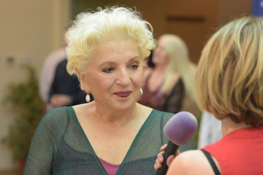 Moj dečko i ja! Mirjana Karanović prvi put pokazala izabranika, golupčići uživaju u Crnoj Gori