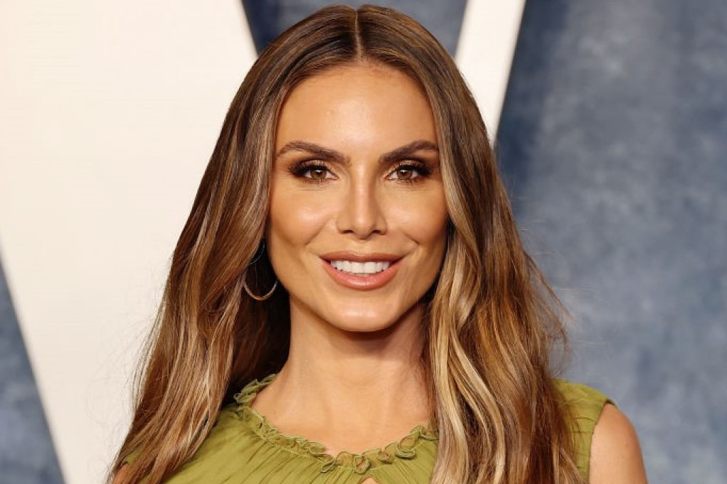 Udahnite duboko: Nina Seničar na plaži pokazala kakvim atributima raspolaže