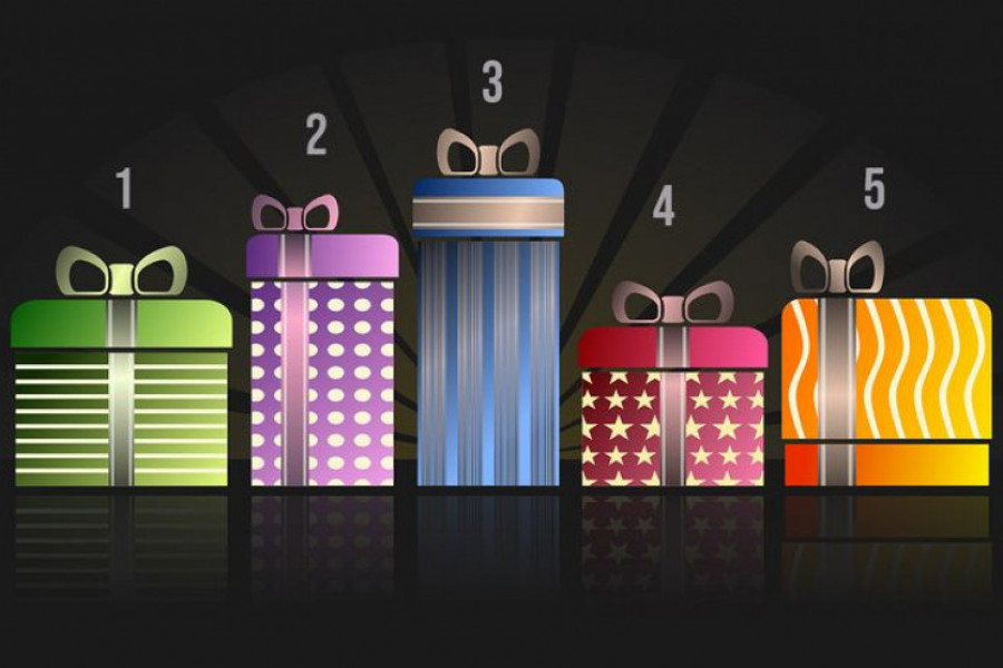 Intuicija vas neće prevariti: Izaberite jedan poklon sa slike i saznajte šta donosi sledeća godina