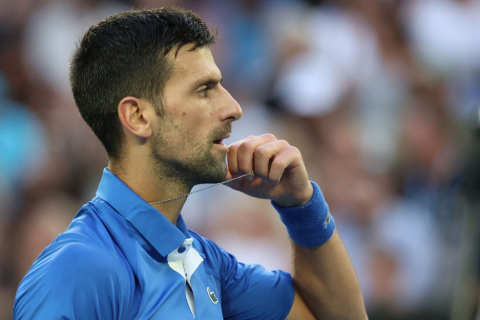 Skinuo je magnete i krstić sa Hilandara: Novak Đoković oko vrata nosi novu amajliju