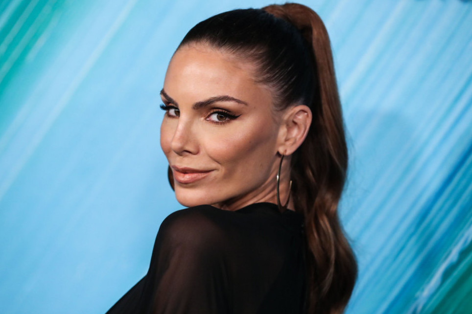 Lep, zgodan i uspešan: Rođeni brat Nine Seničar je poznati muzičar, neverovatno koliko liče