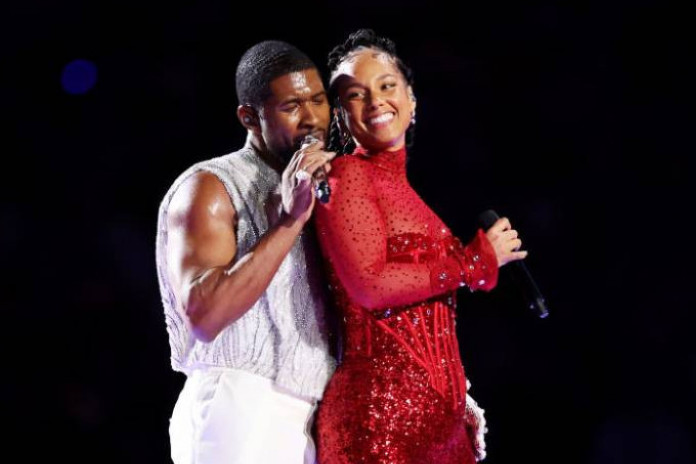 Pojavila se na dva minuta i svima oduzela dah: Ališa Kiz očarala na nastupu za Superboul