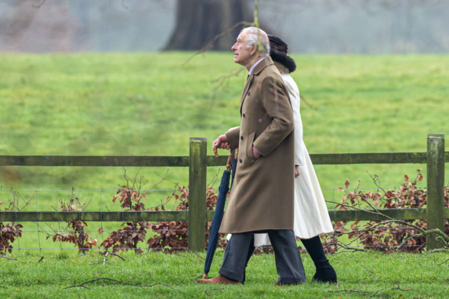 Kralj Čarls u prvom izlasku posle dijagnoze, Kamilin izraz lica ne sluti na dobro