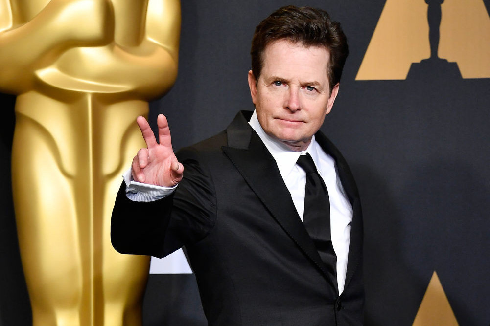 Potresne fotografije slavnog glumca: Majkl Džej Foks prikovan za invalidska kolica, neizlečiva bolest ga jede