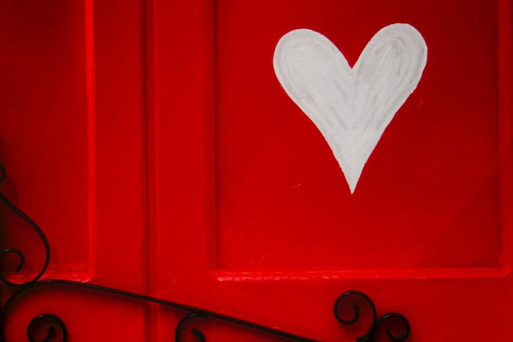 Ljubavni horoskop za 28. septembar: Bikovi, partner je ljubomoran, pazite šta radite! Vaga želi avanturu