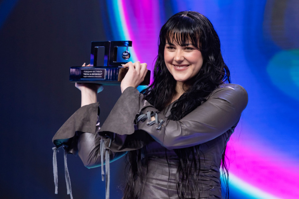 Majka joj je stručnjak za vlašku magiju, a evo ko je otac Teye Dore: Nije živeo sa nama...