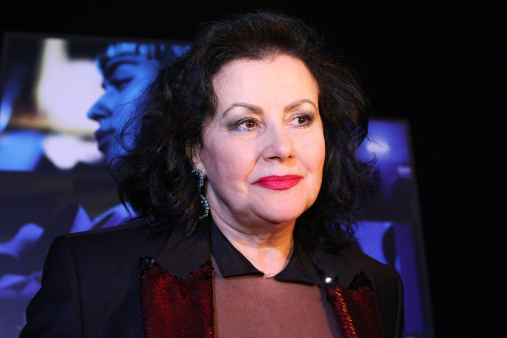 Postao pradeda, pa u 76. dobio blizance: Ovako danas izgledaju bivši muž Snežane Savić i njegova 32 godine mlađa supruga