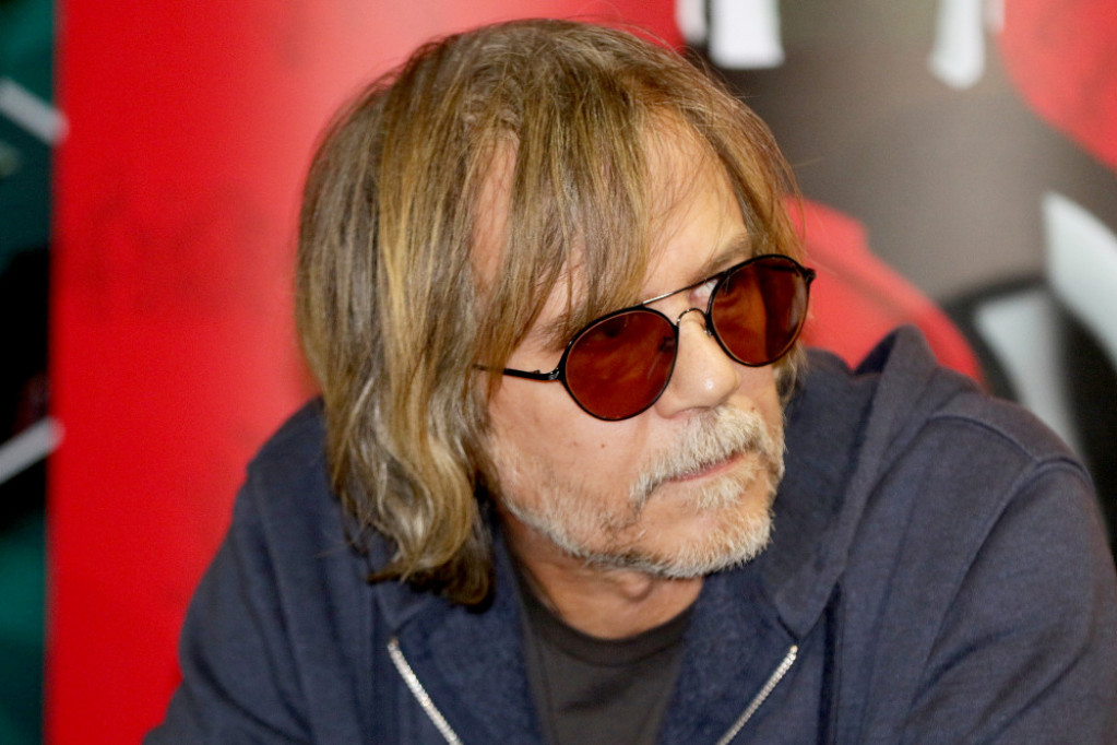 Balerina koja ne stari: Majka Žike Todorovića gazi devetu deceniju, a lepota je i dalje služi