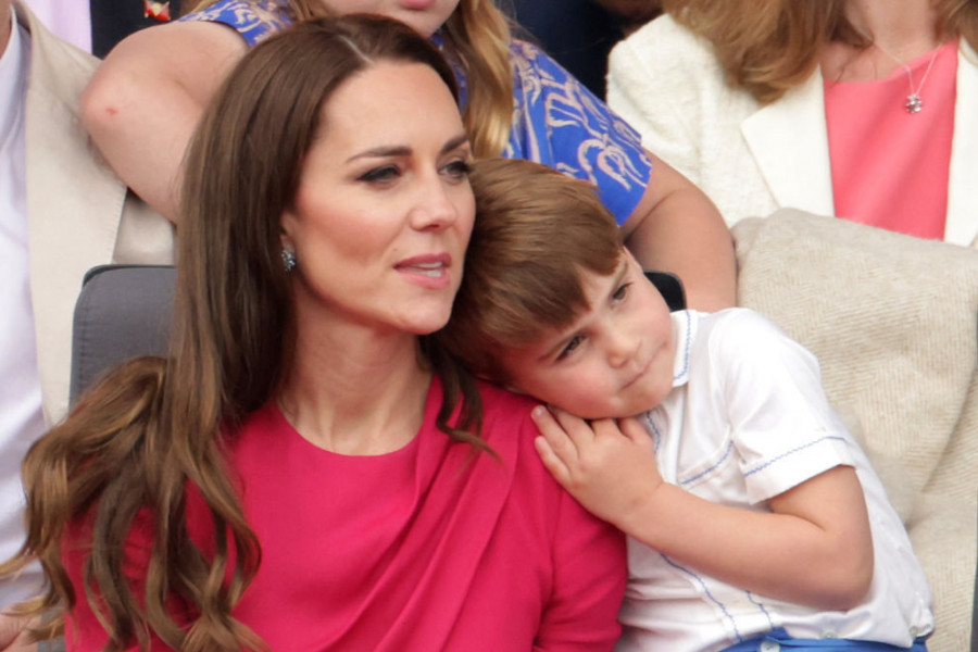 Kejt Midlton se oglasila prvi put posle saopštenja da ima rak i objavila novu fotografiju, a povod je poseban