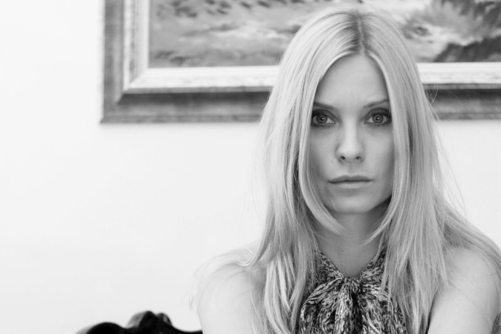 Čitulja bez potpisa: Dan pred sahranu Bojane Janković u novinama osvanula misteriozna poruka