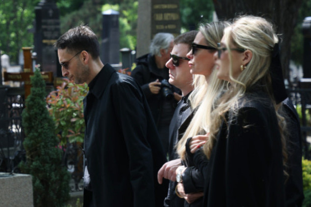 Sahrana Bojane Janković: Bivši muž došao sa Milenom Radulović, sestra Ivana i starija ćerka zanemele