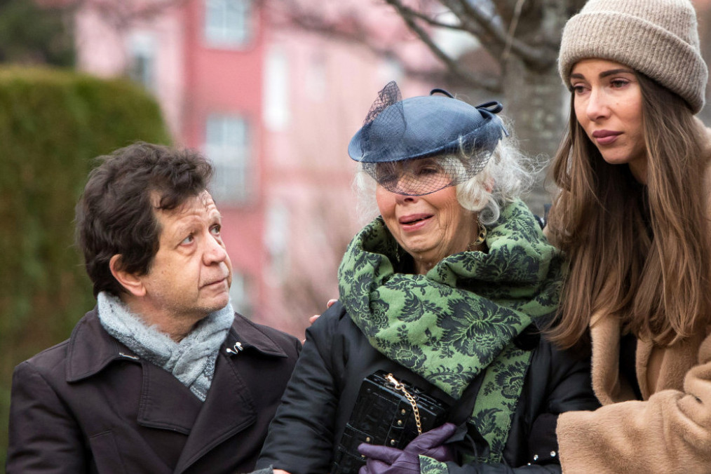 Umrla poznata srpska glumica, Maja Volk slomljena zbog smrti prijateljice: Pretužna sam...