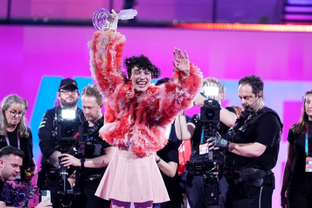 Džabe se radovao i lomio trofej kad nije dobio ništa: Pobednik Evrovizije ostaje bez novčane nagrade, ovo je razlog
