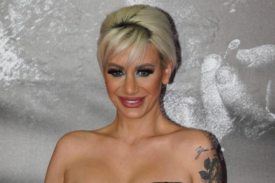 Pre svih plastičnih operacija: Ovako je Dušica Jakovljević izgledala na maturi, ni majka je ne bi prepoznala