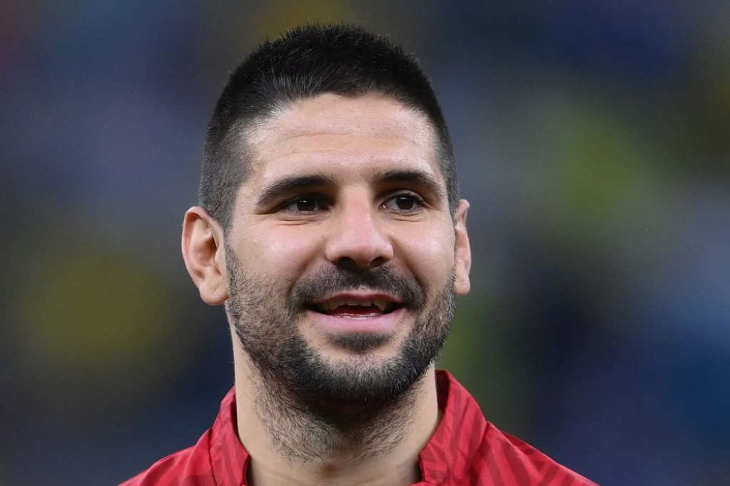 Kad Mitrović slavi to izgleda ovako! Urnebesan snimak širi se mrežama