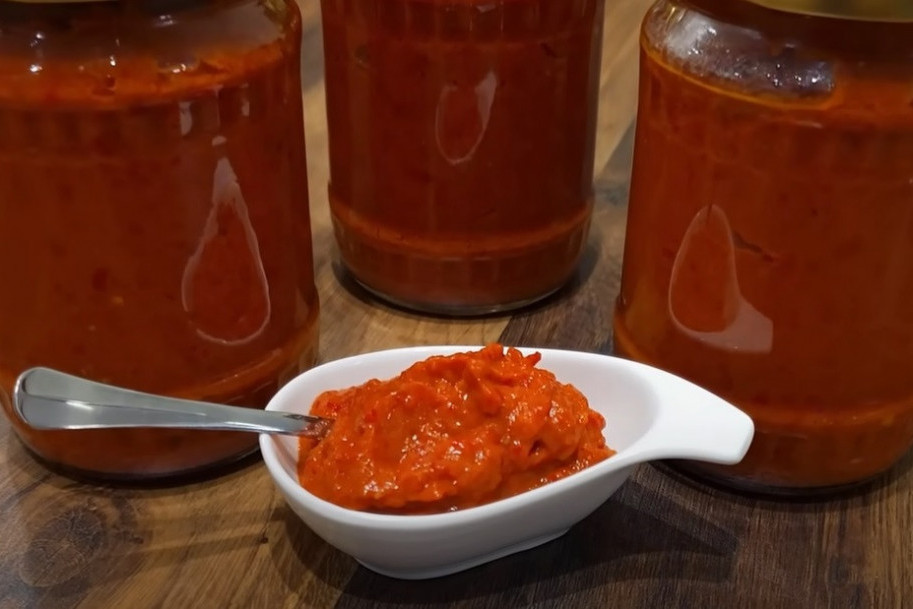 Trenutno najtraženiji recept na Guglu: Ajvar bez ljuštenja paprika