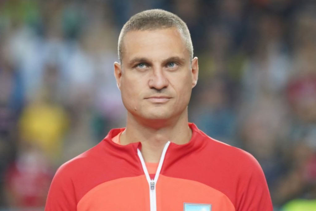 Ovo je razlog: Nemanja Vidić jednu boju nema u garderoberu, nikad je ne nosi