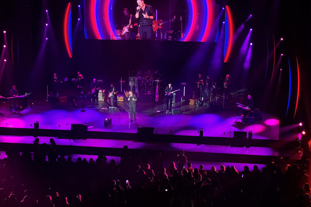 Magično veče u Sava centru: Sergej Ćetković započeo koncert kojim slavi dvadeset pet godina karijere