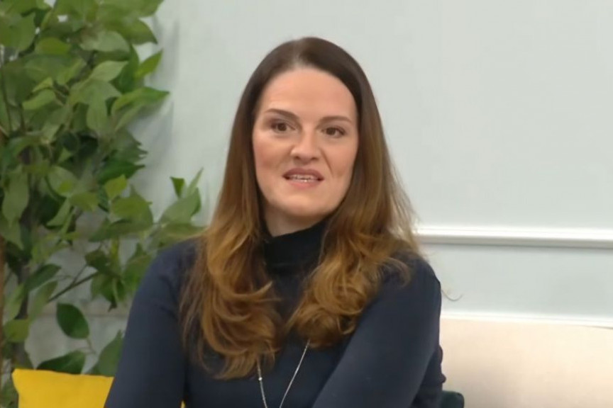 Ona glumica, on pomorac: Neobična ljubavna priča Dubravke Drakić