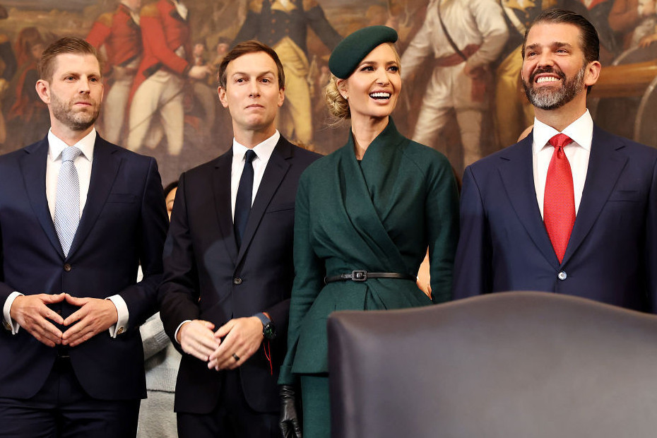 Ivanka Tramp stala Melaniji na crtu: Besprekoran stil, kraljevsko držanje i damska odmerenost