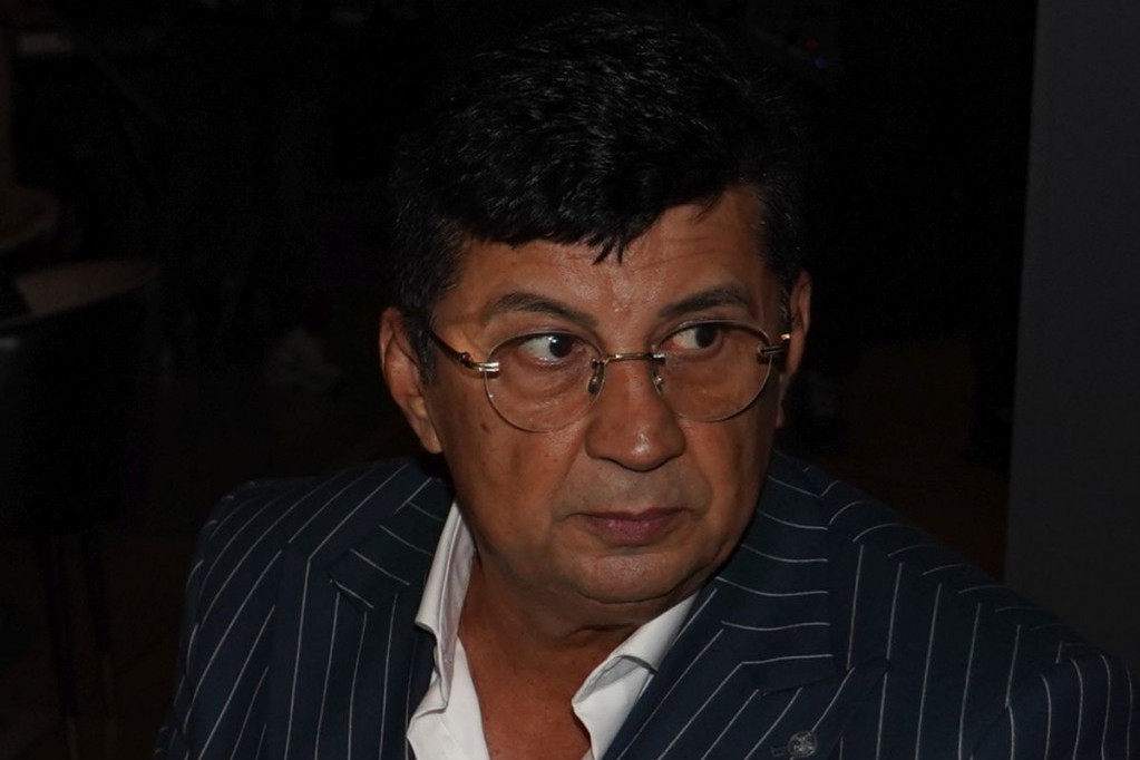 Peja hitno primljen u bolnicu, Zlata neutešna: Nije mi dobro, operisan je