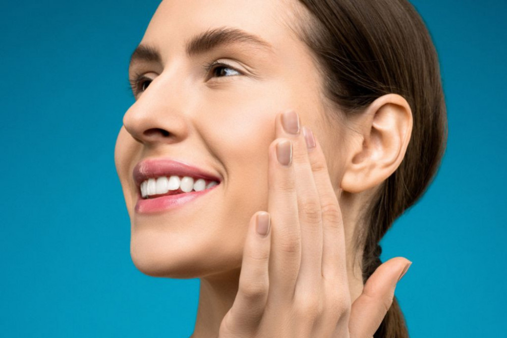 Izbelite zube za 400 dinara, potrebna vam je samo jedna namirnica, skroz prirodno