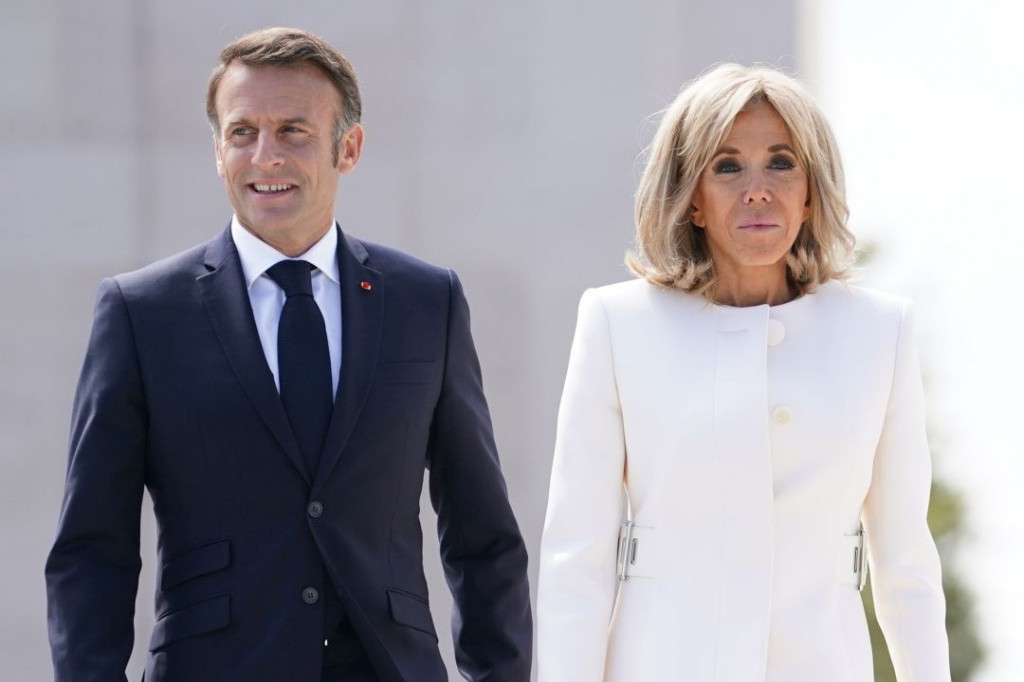 Ovo su ćerke Brižit Makron: Sa jednom je Emanuel išao u školu, od druge je stariji samo 7 godina