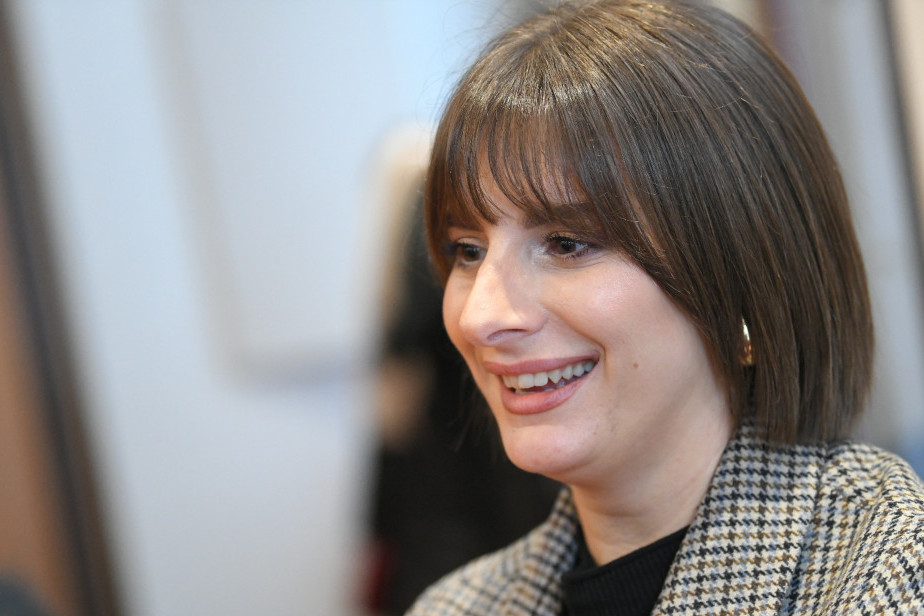 Hana Selimović ima novog dečka! Zavela 14 godina mlađeg kolegu kog svi obožavamo