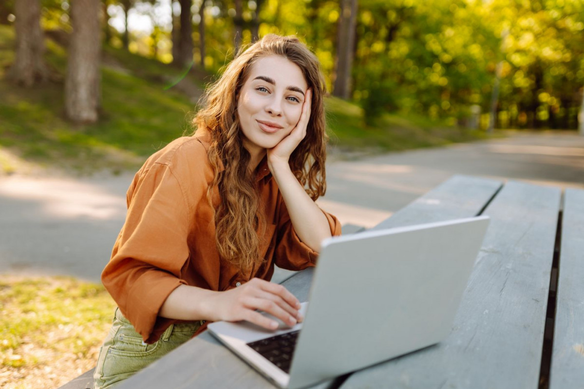 Od bloga do biznisa: WordPress i analitika za Content kreatore