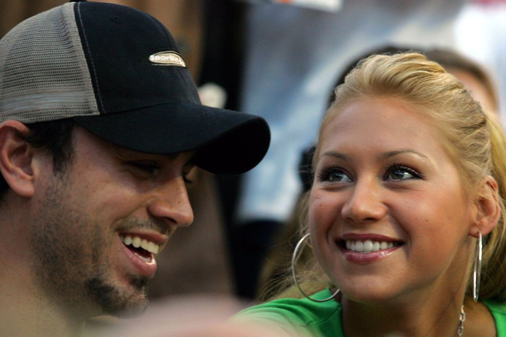 4 je srećan broj: Ana Kurnjikova i Enrike Iglesijas potvrdili najlepšu vest